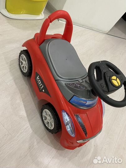 Машинка толокар