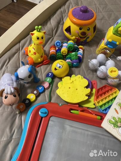 Развивающие игрушки пакетом