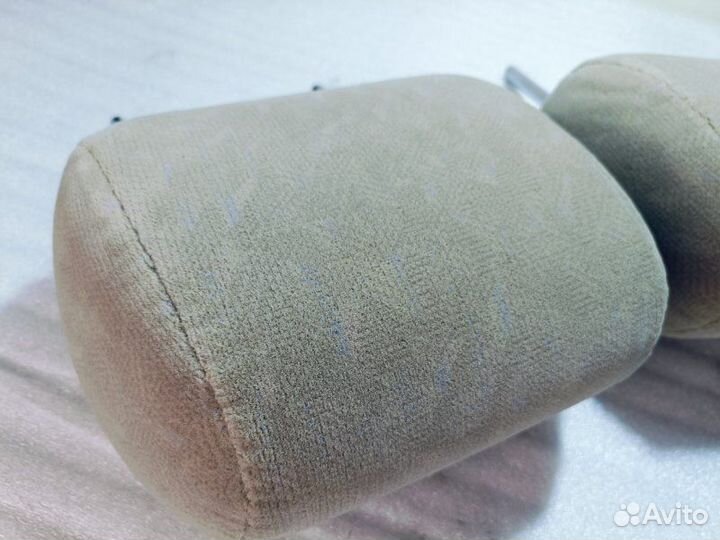 Подголовник сиденья Toyota Vista ZZV50 1zzfe 1999