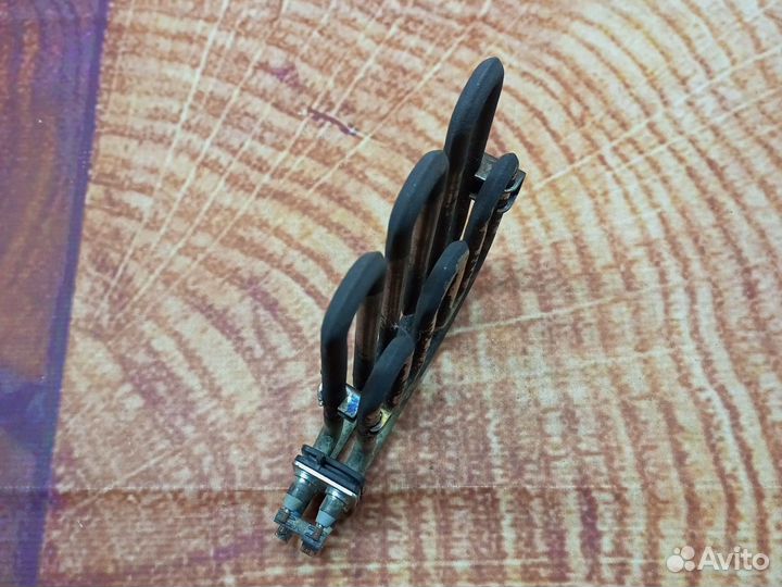 Тэн для сушки стиральной машины Bosch 180 мм 1600W