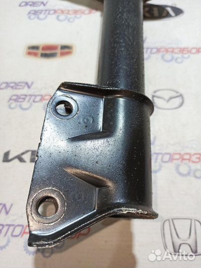 Амортизатор подвески задний Renault Duster 2 1.5