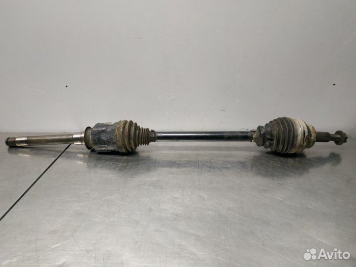 Привод передний правый Jeep Grand Cherokee WK2