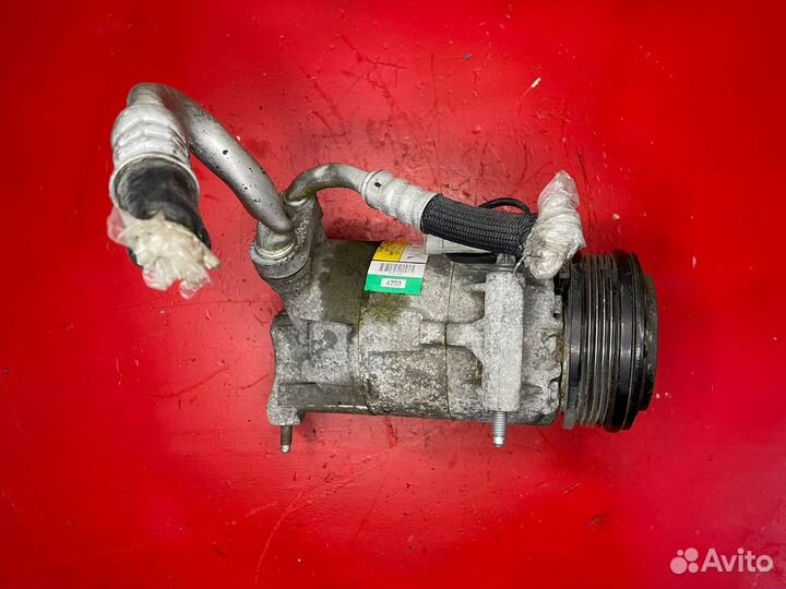 Компрессор кондиционера Opel Astra H / Zafira B