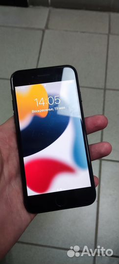 iPhone 7, 32 ГБ