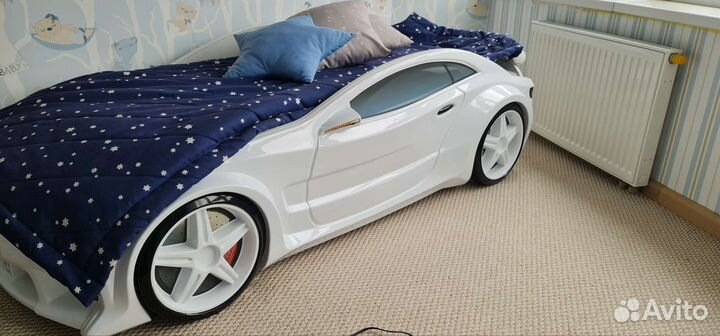 Детская кровать машина с матрасом