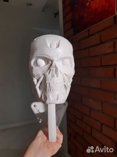 Держатель для шлема на стену Терминатор