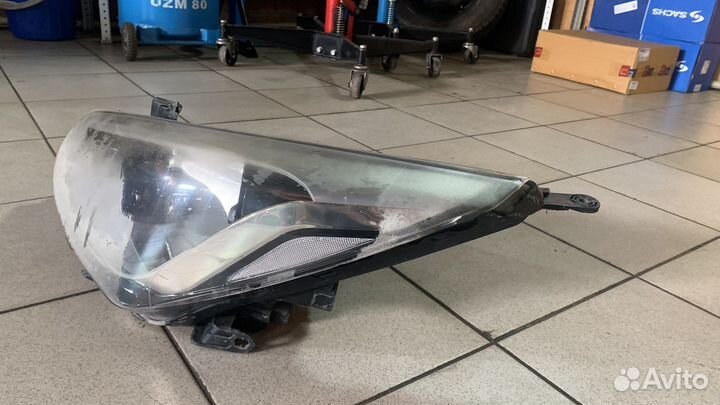 Hyundai solaris 2016 фара