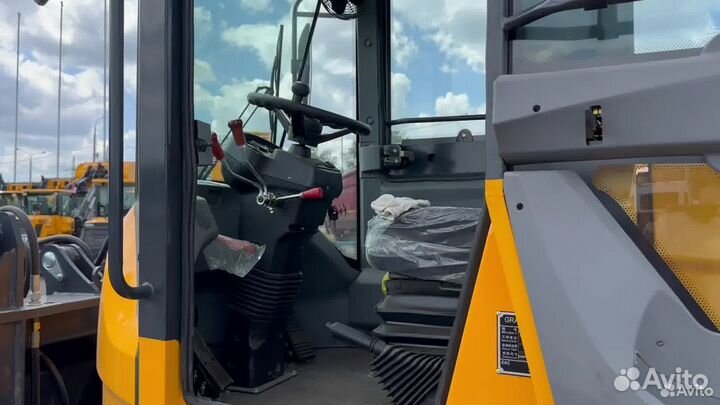 Фронтальный погрузчик Granit ZL920, 2023