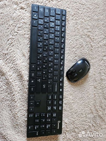 Беспроводная клавиатура и мышь