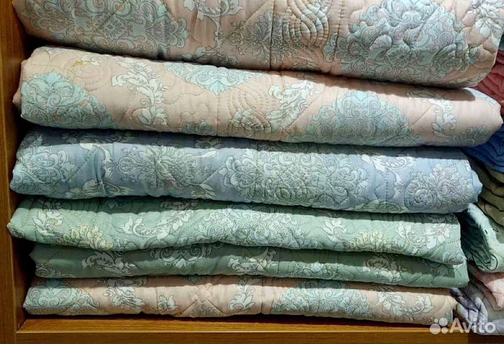 Камелиевые Одеяла в ассортименте