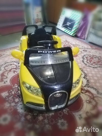 Детский электромобиль bugatti