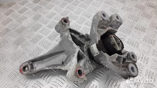 Подушка двигателя бензиновая mini cooper R56 (6MA1