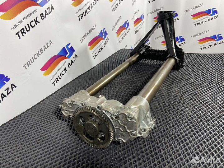 Насос масляный OM 471 Mercedes-Benz Actros