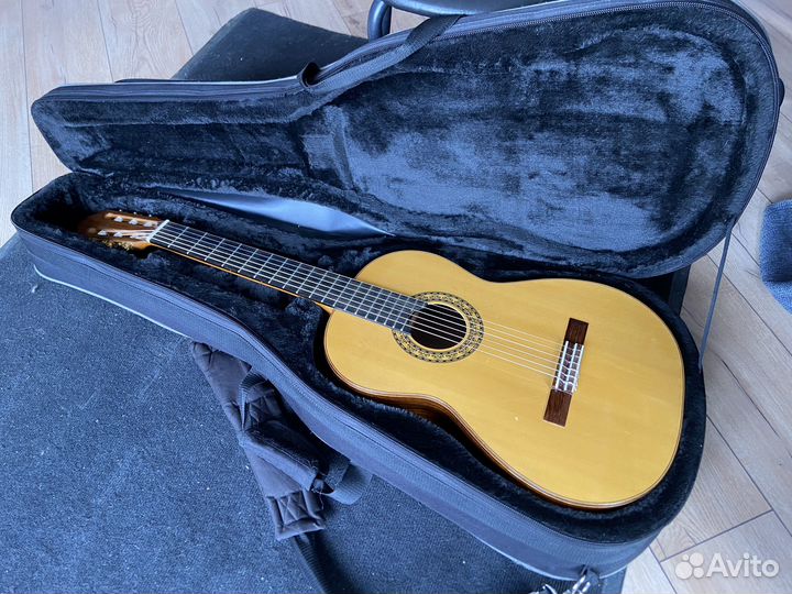 Мастеровая классическая гитара