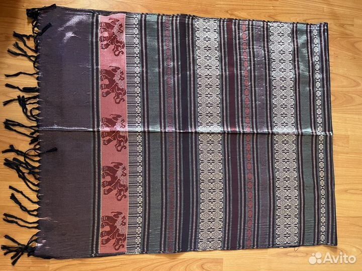 Шарфы и палантины