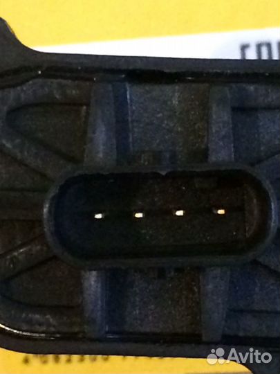 Расходомер воздуха BMW hella 8ET358095231