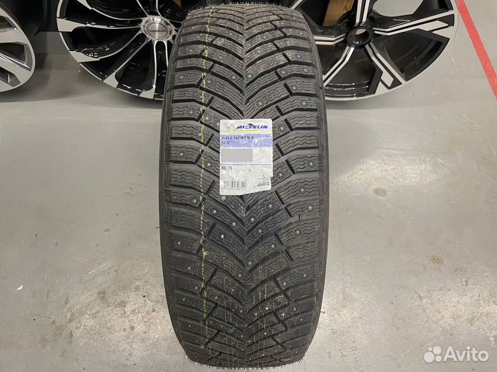 Michelin X-Ice North 4 235/60 R17 106T