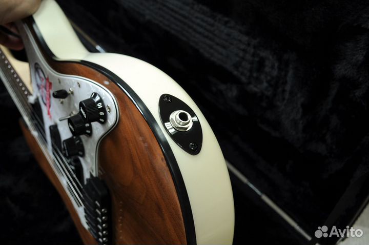 Продам электрогитару PAA Custom Guitars Strat WT