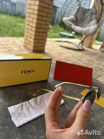 Очки Fendi