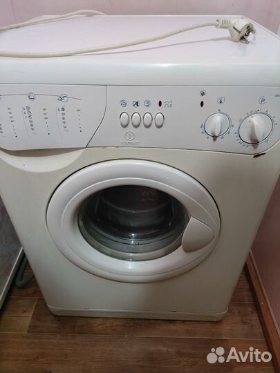 Продам запчасти на стиральную машину Индезит
