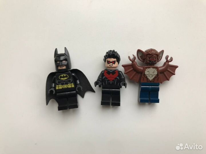 Lego super heroes dc comics batman 76011