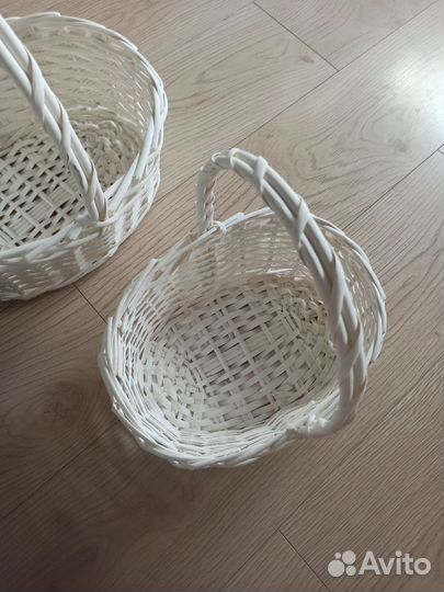 Корзина плетеная белая