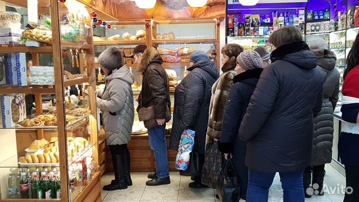 Продавец в русскую пекарню