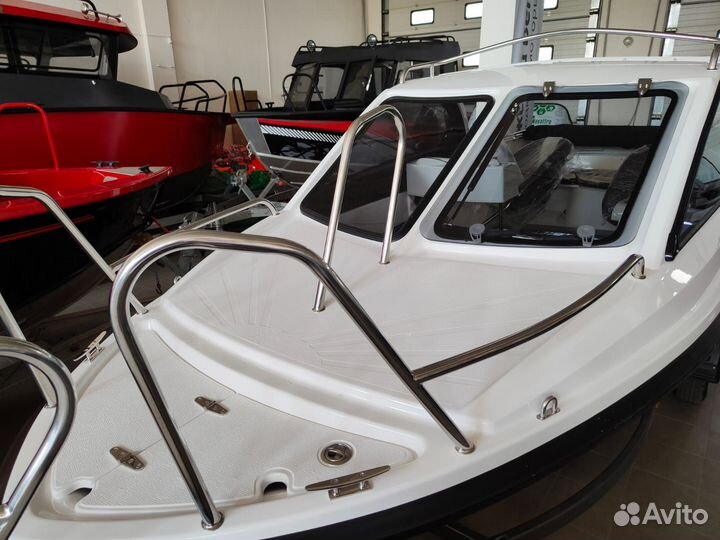 Спэв Phoenix 530 HT сентябрь катер пластиковый