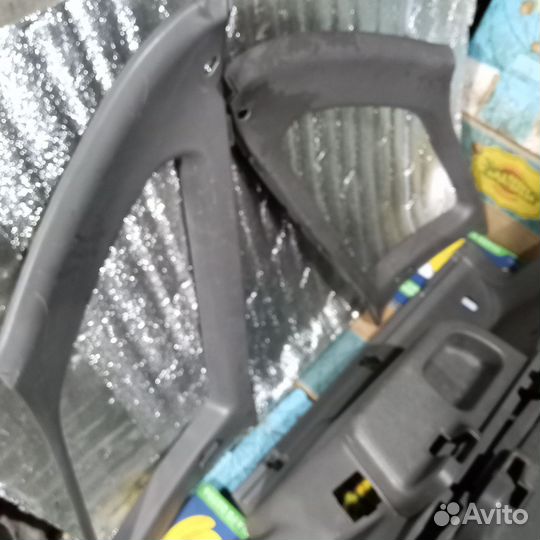 Пластик салонный Тойота corolla тауринг 1999 г