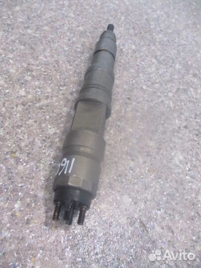 Форсунка с.н. 588310081 MAN 51101006048