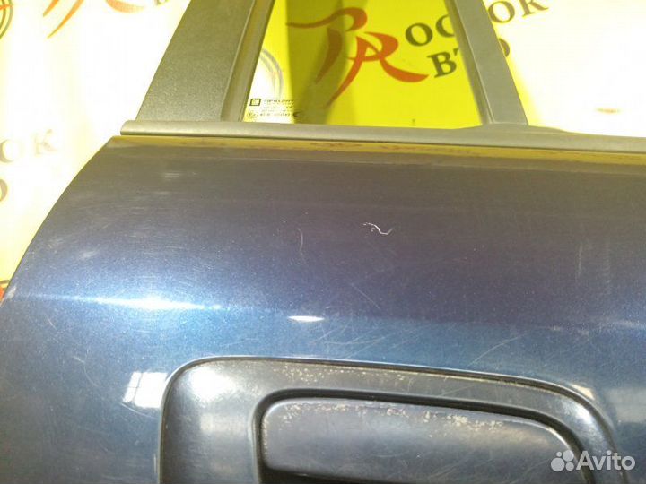 Дверь задняя правая Subaru Traviq XM220 Z22SE 2002