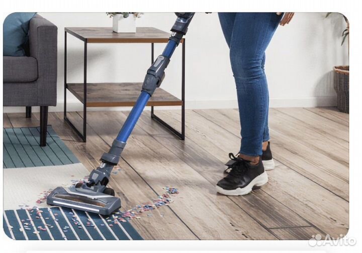 Моющий пылесос новый