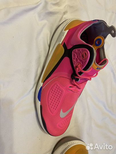 Кроссовки nike joyride