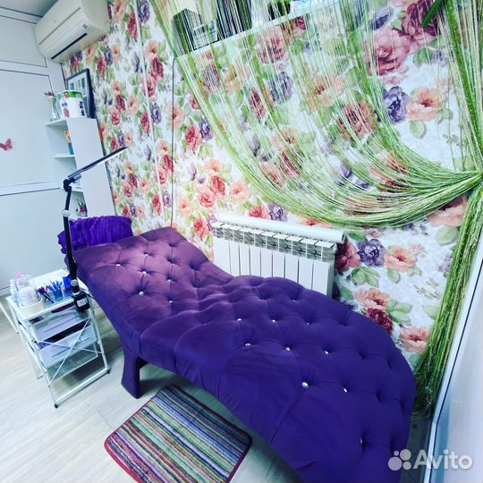 Кушетка для лэшмейкера