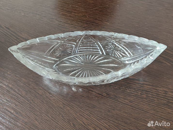 Хрустальная ваза