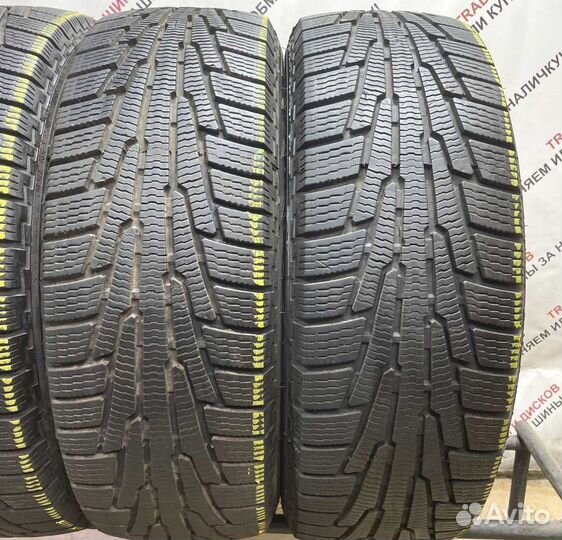 Nokian Tyres Hakkapeliitta R2 215/65 R16 97L