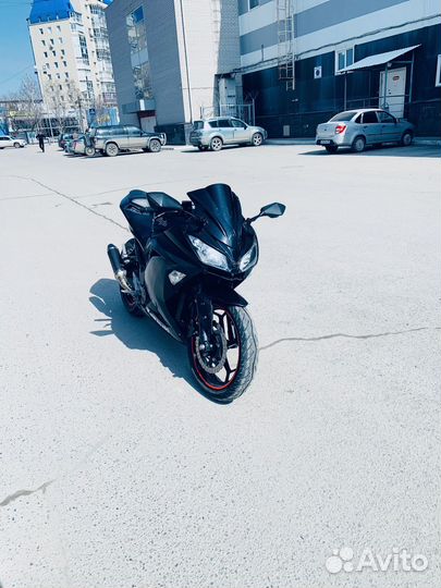Мотоцикл Kawasaki Ninja 300