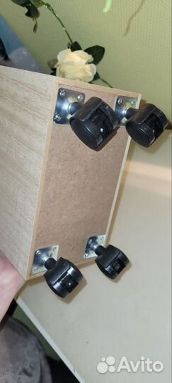 Новый декоративный ящик на колесах