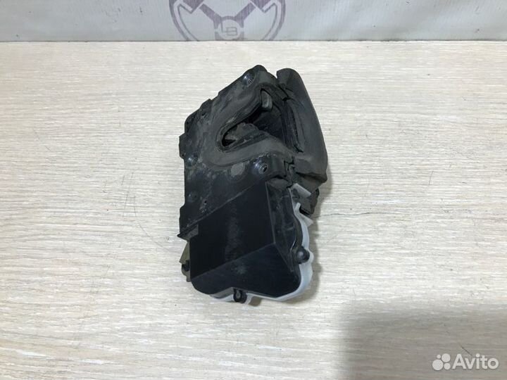 Замок передней правой двери передний правый