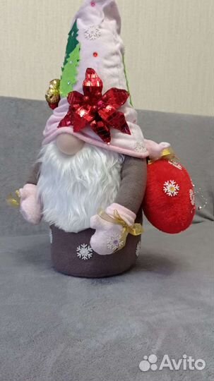 Новогодний гном