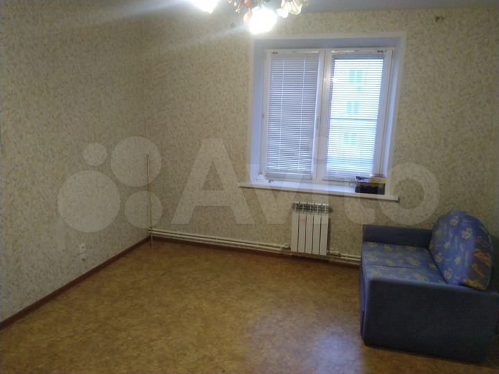 2-к. квартира, 55 м², 2/4 эт.