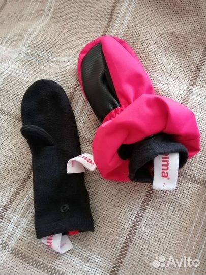 Варежки детские reima