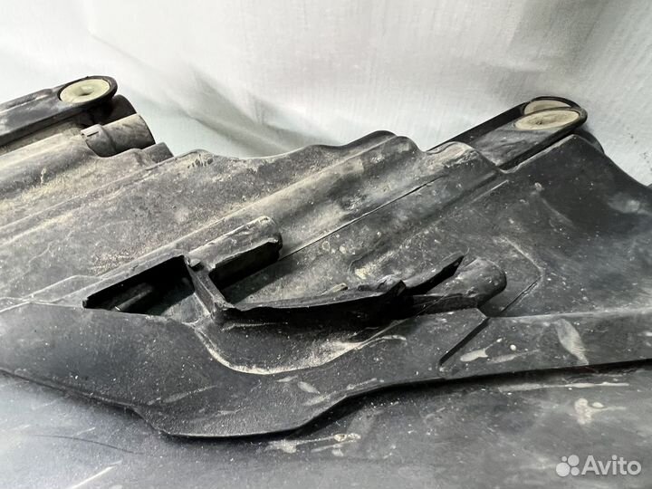 Фара volkswagen polo левая