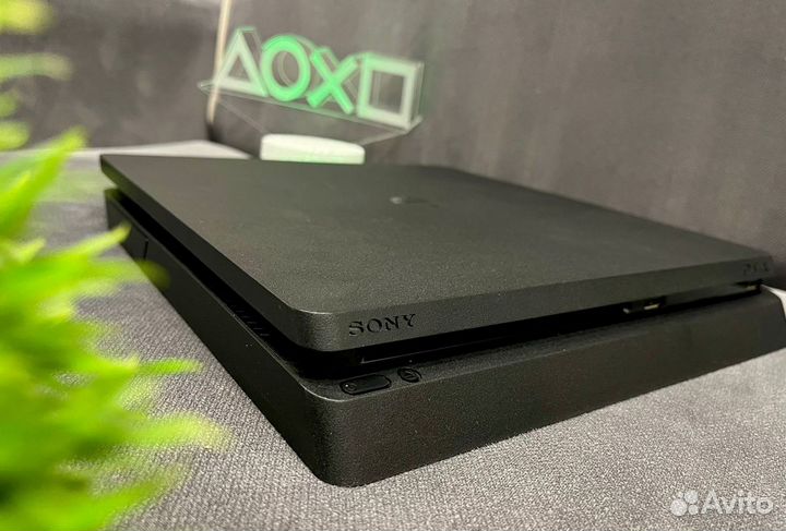 Sony playstation 4 Slim 1 TB 1 джоя 550 игр