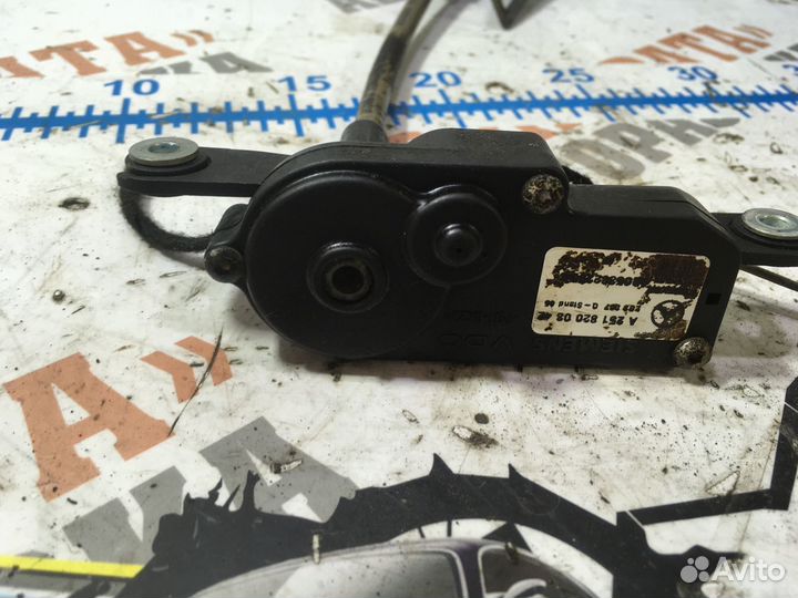 Мерседес GL-Класс Сервопривод форточки