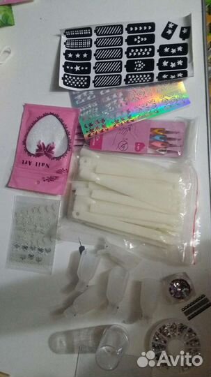 Для наращивания ногтей