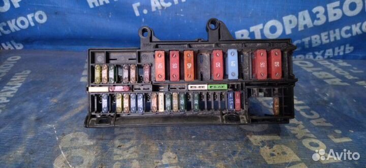 Блок предохранителей салона Bmw E65 седан N62B36