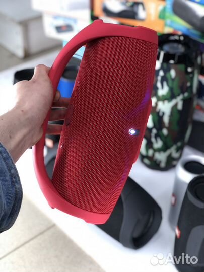 Беспроводная колонка JBL Charge