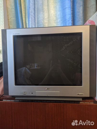 Телевизор LG Flatron диагональ 52
