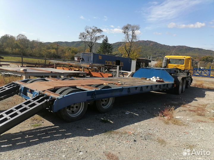 Полуприцеп трал (тяжеловоз) Tokyu TD302, 1990